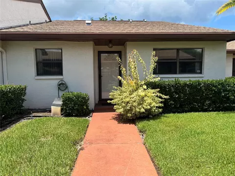 7803 Radcliffe Cir, Port Richey, FL 34668