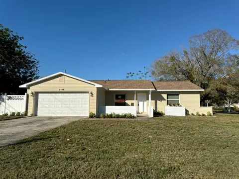 4198 Whiting Dr SE, Saint Petersburg, FL 33705