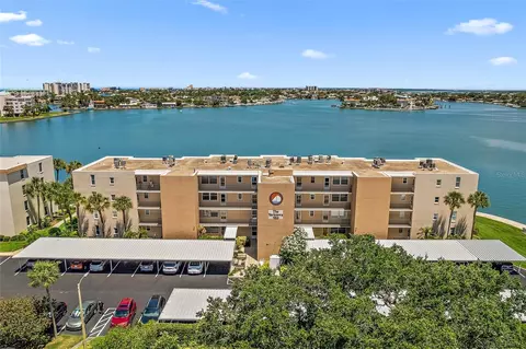 7910 Sun Island Dr S #405, South Pasadena, FL 33707