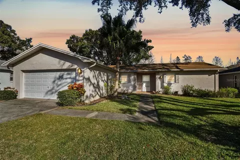 11233 107th Ave, Seminole, FL 33778
