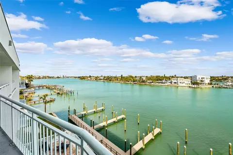 10091 Gulf Blvd #404E, Treasure Island, FL 33706