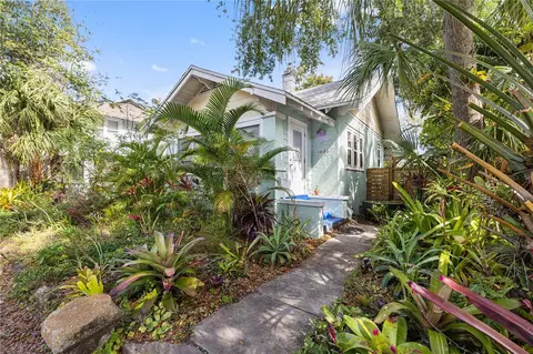 1005 5th St N, Saint Petersburg, FL 33701