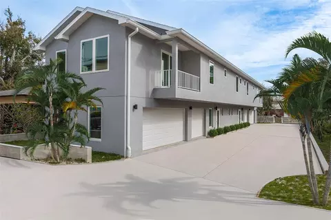 310 Hibiscus St, Tarpon Springs, FL 34689