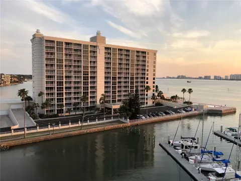 100 Pierce St #308, Clearwater, FL 33756