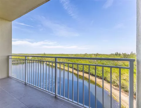 10851 Mangrove Cay Ln NE #614, Saint Petersburg, FL 33716