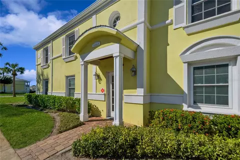 4985 Coquina Key Dr SE #D, Saint Petersburg, FL 33705