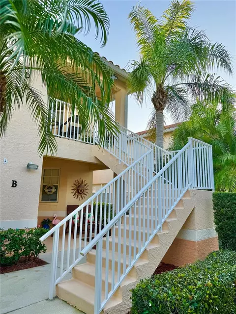 4262 Vicenza Dr #D38, Venice, FL 34293