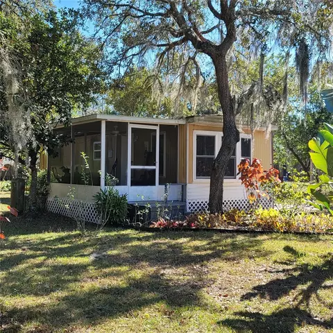 11640 Doaks St, New Port Richey, FL 34654