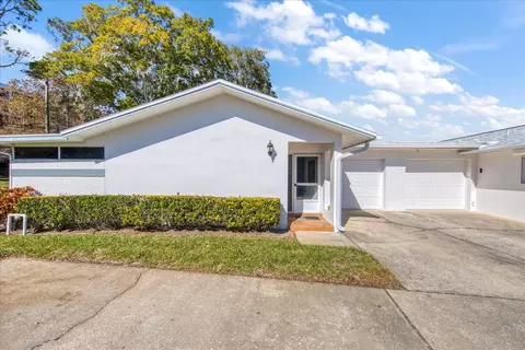 1313 Whitebridge Dr #D, Palm Harbor, FL 34684