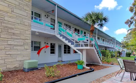 6100 21st St N #2, Saint Petersburg, FL 33714