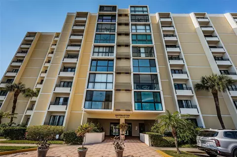 800 S Gulfview Blvd #404, Clearwater, FL 33767