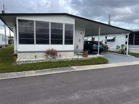 34647 Camphor Dr N, Pinellas Park, FL 33781