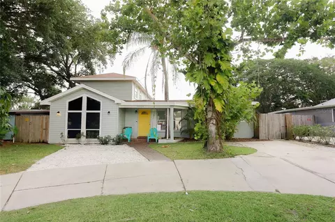 1007 Sandpiper Way S, Saint Petersburg, FL 33707