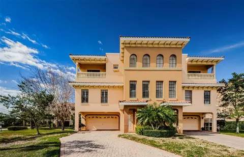 1500 Ember Ln, Tarpon Springs, FL 34689