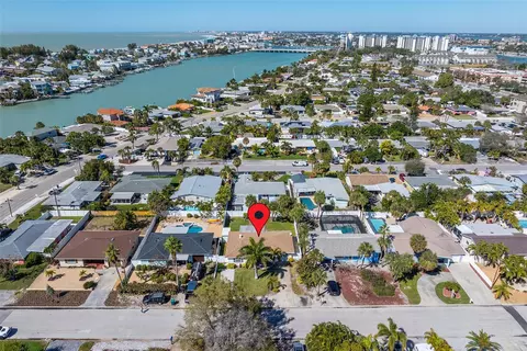 471 85th Ave, Saint Pete Beach, FL 33706