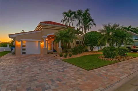 17360 Rosa Lee Way, North Redington Beach, FL 33708
