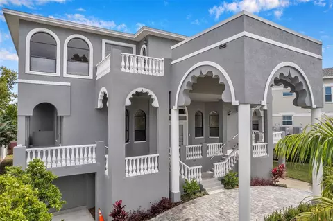 805 Columbus Dr, Tierra Verde, FL 33715
