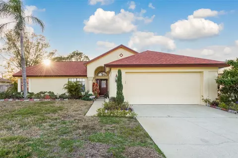2739 Summervale Dr, Holiday, FL 34691
