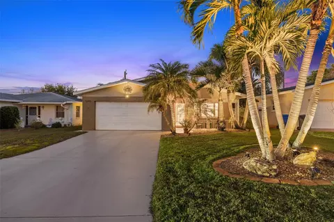 5243 21st Ave N, Saint Petersburg, FL 33710