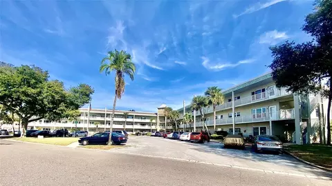 2071 Australia Way W #35, Clearwater, FL 33763