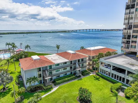 6287 Bahia Del Mar Cir #203, Saint Petersburg, FL 33715