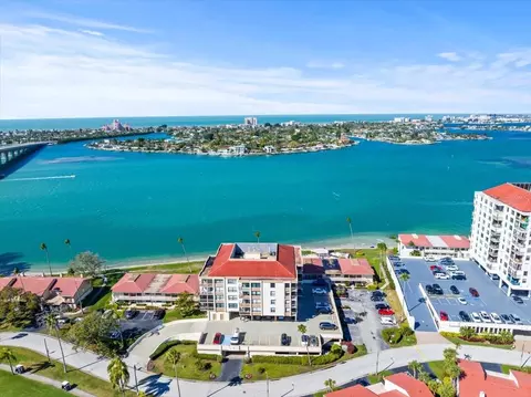 6279 Sun Blvd #206, Saint Petersburg, FL 33715
