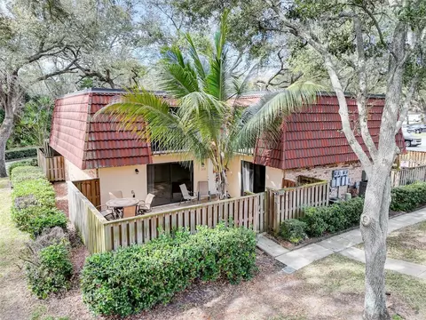 2632 2nd Ct, Palm Harbor, FL 34684
