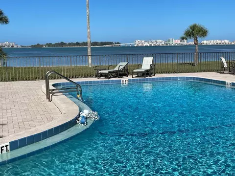 100 Oakmont Ln #605, Belleair, FL 33756