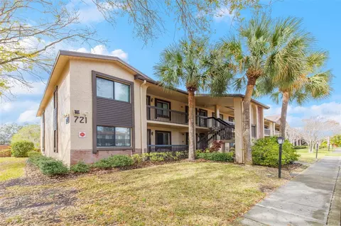 721 83rd Ave N #202, Saint Petersburg, FL 33702