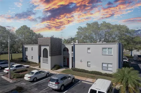 3147 29th Ave N #107, Saint Petersburg, FL 33713