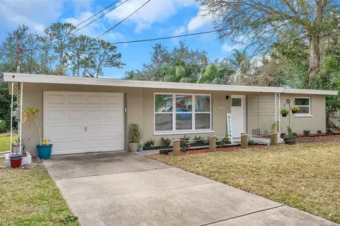 2247 Curtis Dr S, Clearwater, FL 33764