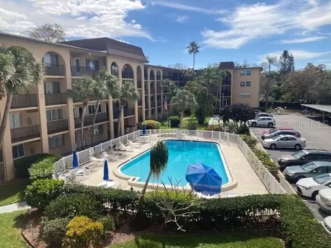 2525 W Bay Dr #A30, Belleair Bluffs, FL 33770