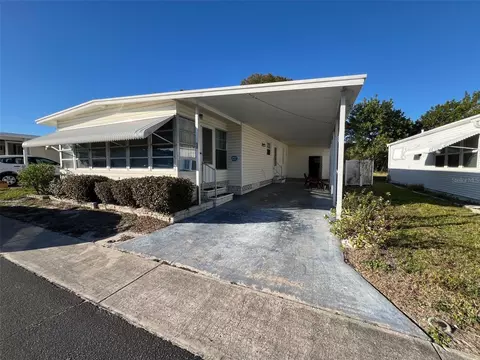 90 Royal Palm Cir, Largo, FL 33778