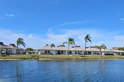 4344 Tahitian Gardens Cir #G, Holiday, FL 34691