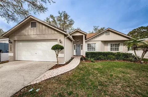1662 Autumnwood St, Tarpon Springs, FL 34689