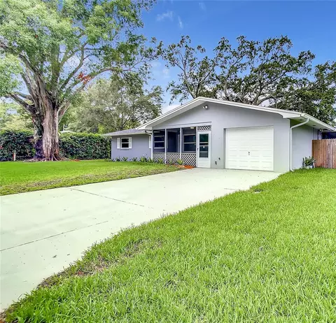 2274 Manor Ct, Clearwater, FL 33763
