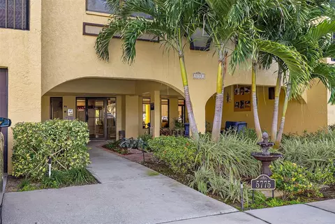 5775 Park St N #408, Saint Petersburg, FL 33709