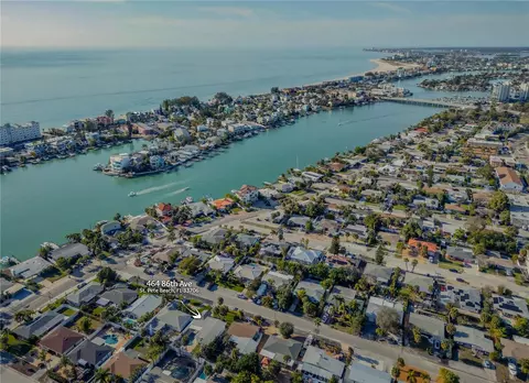464 86th Ave, Saint Pete Beach, FL 33706