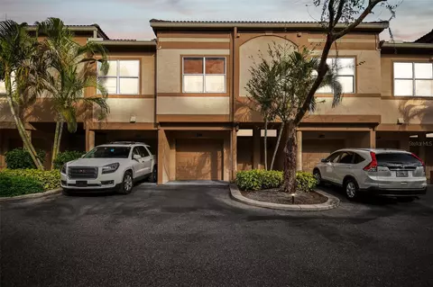 852 Normandy Trace Rd, Tampa, FL 33602