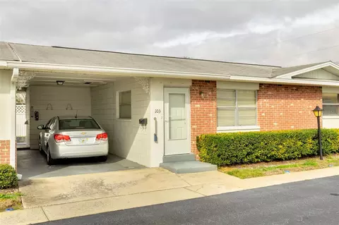 12400 Park Blvd #103, Seminole, FL 33772