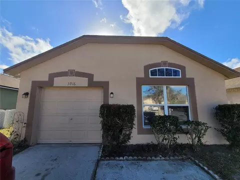 5916 Lake Front Dr, Wesley Chapel, FL 33544