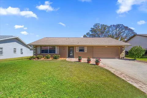 1675 E Dorchester Ct, Palm Harbor, FL 34684