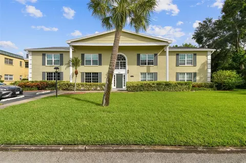 1001 Eden Isle Dr NE #1, Saint Petersburg, FL 33704