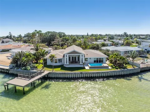 591 22nd Ave SE, Saint Petersburg, FL 33705
