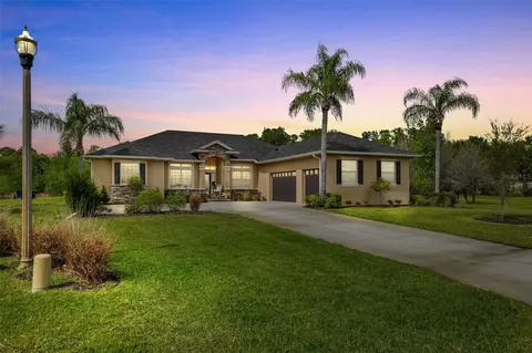9468 Redhawk Bend Ln, Lakeland, FL 33810