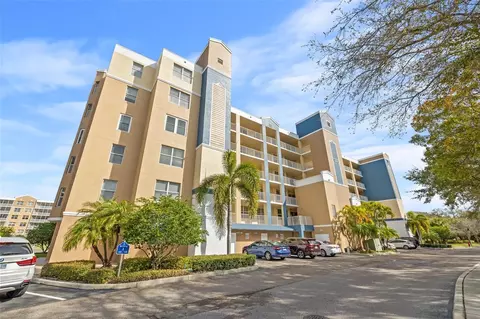 960 Starkey Rd #1104, Largo, FL 33771