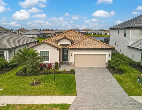 15889 Islandwalk Ave, Bradenton, FL 34211