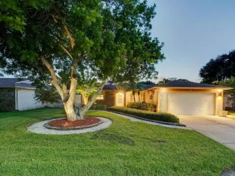 9502 60th Way N, Pinellas Park, FL 33782