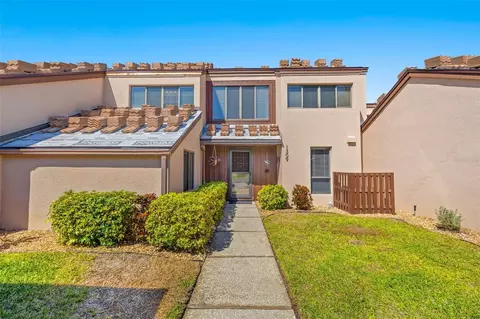 1309 Pelican Creek Xing #1309, Saint Petersburg, FL 33707