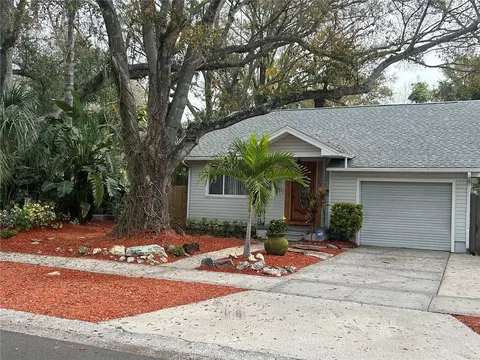 3627 18th St N, Saint Petersburg, FL 33713